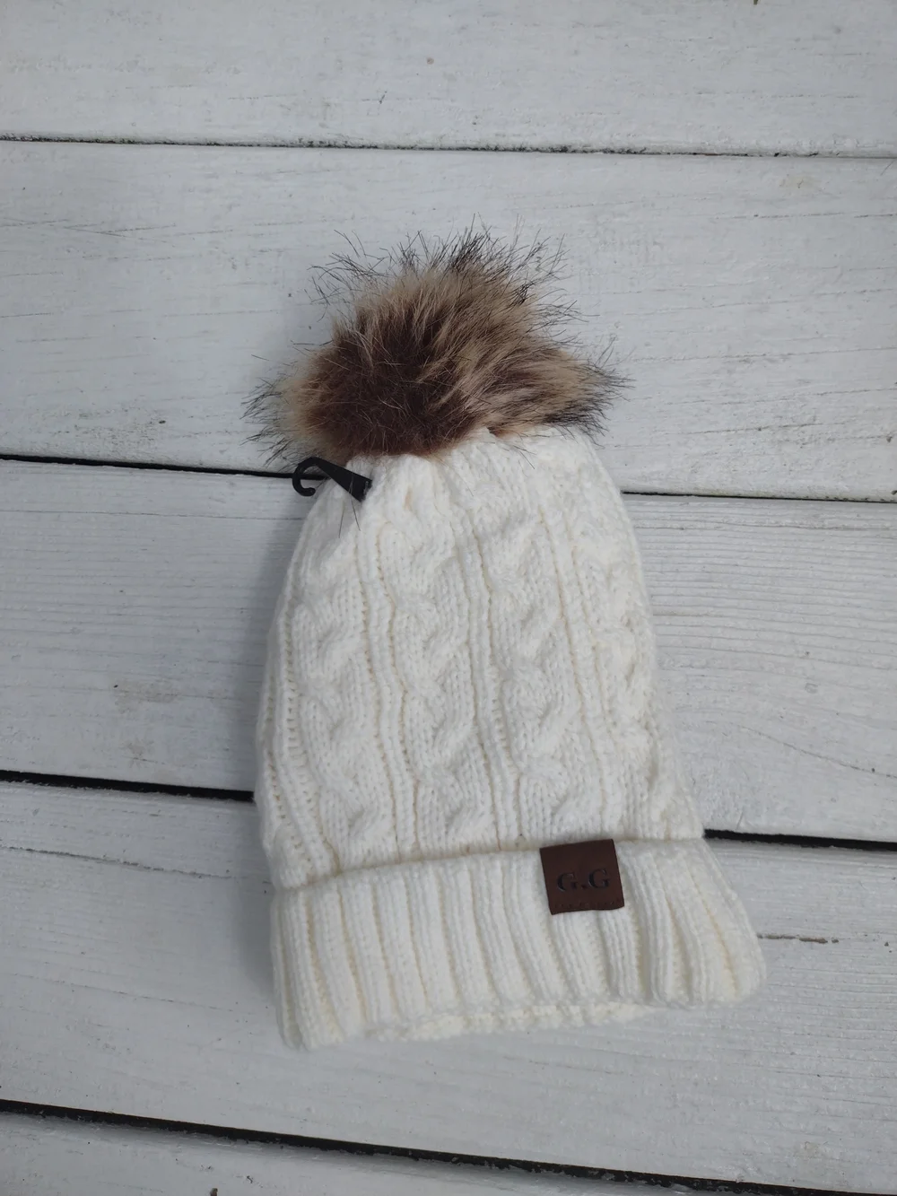 Knit Womens Pom Puff Hat